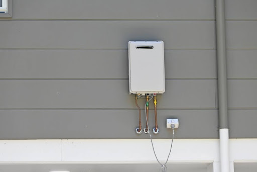 Choosing the right water heater: Tankless water heater.